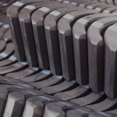 kopen De aangepaste Permanente Grote Magneet van de Ferrietboog voor Luchtpomp 52.12*50.18*7.27 mm online manufacture