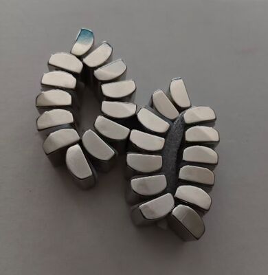 kopen Custom N52 Grade Neodymium Magnet met een zijde plat en een zijde gebogen ontwerp voor hoge corrosiebestendigheid online manufacture