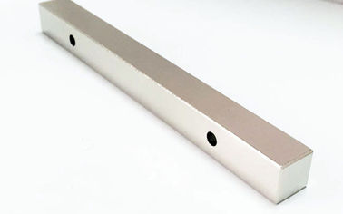 kopen N52 vormden de Super Sterke Neodymiummagneten met Gatenblok Met hoge weerstand online manufacture