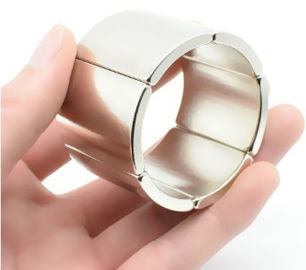 kopen De boogvormige Aangepaste Grootte Met hoge weerstand van de Neodymium Permanente Magneet online manufacture